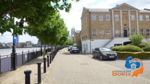 1-bed-flat-with-balcony-for-sale-in-elizabeth-square-se16-2421729675083