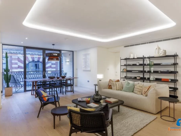 2-bed-flat-on-moxton-street-with-stunning-five-storey-atrium-2521724909799
