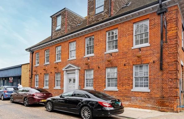 multi-unit-freehold-block-6761731498957