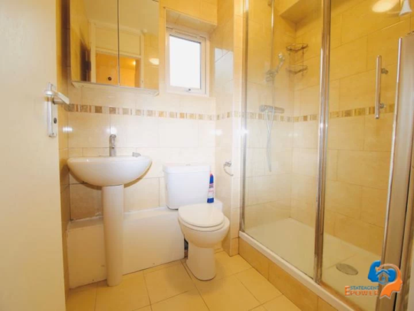 one-bedroom-apartment-with-a-balcony-and-a-view-of-the-park-3081743505867